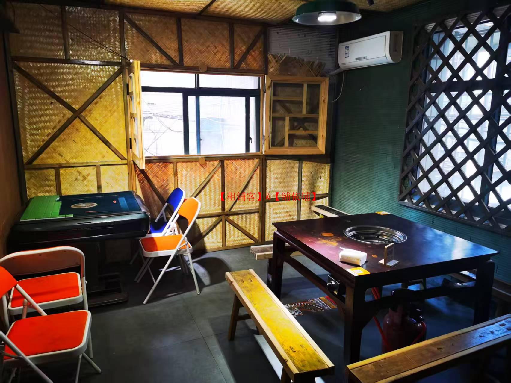 喷水池火爆商圈独栋300平餐饮店整体转让